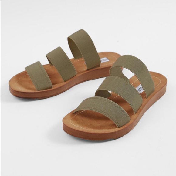 Steve Madden Shoes - Steve Madden sandals